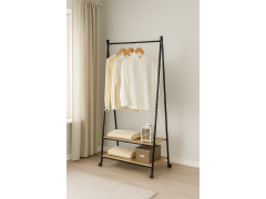 מתלה בגדים מתכתי בשילוב עץ על גלגלים