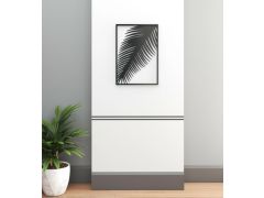 תמונת מתכת בעיצוב עלים בגוון שחור